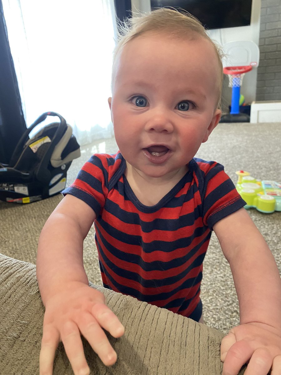 snmiller04's tweet photo. @mommatofour_ This was my son on his last dose of the medicine, his whole face swell up like a balloon and his whole body broke out in hives 😭 no reactions up until the very last dose🤦🏼‍♀️ https://t.co/bywhEYDGx5
