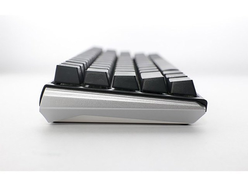 watch_akiba's tweet photo. 更新：Duckyの60％キーボード「One 3 Mini」にクラシッ���カラーモデル https://t.co/n4yaEHPFUV #DuckyChannel https://t.co/RWza96vigy