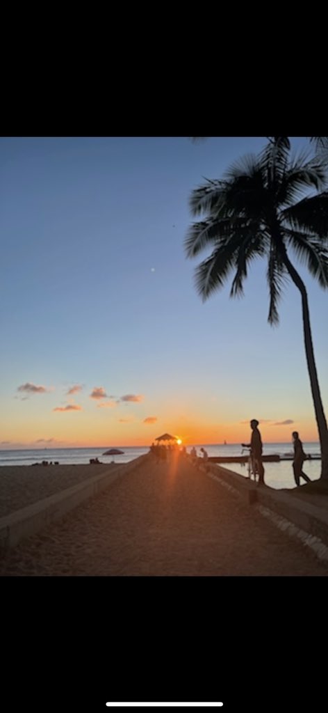 StrayTyler's tweet photo. I Never get tired of these Sunsets https://t.co/PCzHgu2d01