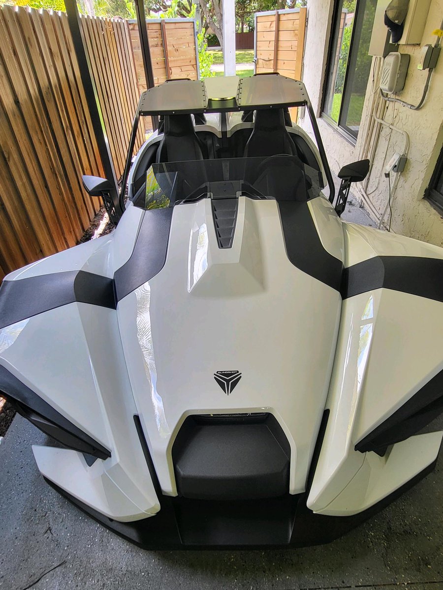 ChoiceRentals's tweet photo. just a sneak peak of our newest 2-seater 👀 we’ve gotten so many bookings, we had to get more slingshots! https://t.co/jtkoZ7QZoO