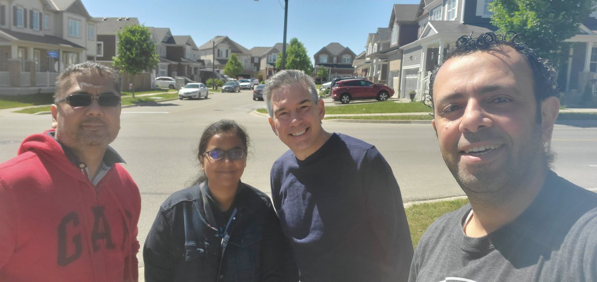 kitconlib's tweet photo. We had such a great time knocking on doors and connecting with our community this past weekend! πͺπ€ If youβd like to join @TimLouisKitCon for our next #DayOfAction, send us a message. #LPC #kitcon #kitconlib https://t.co/PISXAyRKXo