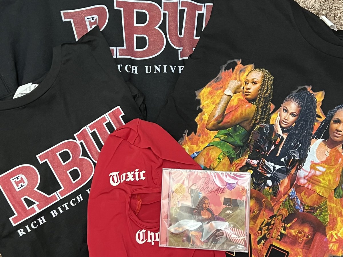 BigHays777's tweet photo. @Kaliii my package came 🫶🔥🔥🔥 #RICHB!TCHUNIVERSITY https://t.co/OtT7lhJAj4