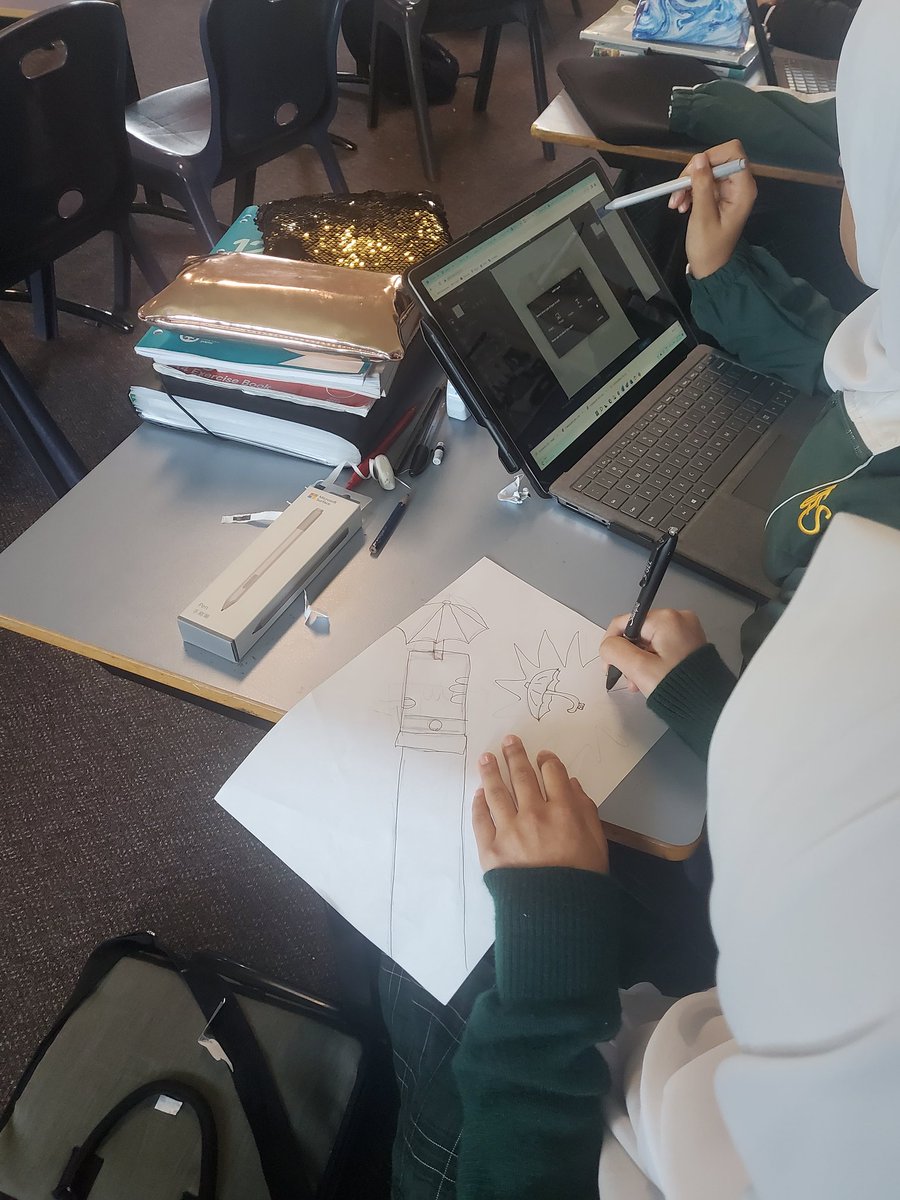ShaguftaNehmer's tweet photo. Teaching wins of the day. 
Year 7 engaged with creating marketing advertisements selling a USELESS PRODUCT. Students need to sell their products using visual and persuasive skills 😁💭 #EnglishTeacherLife https://t.co/ropXWJvla3