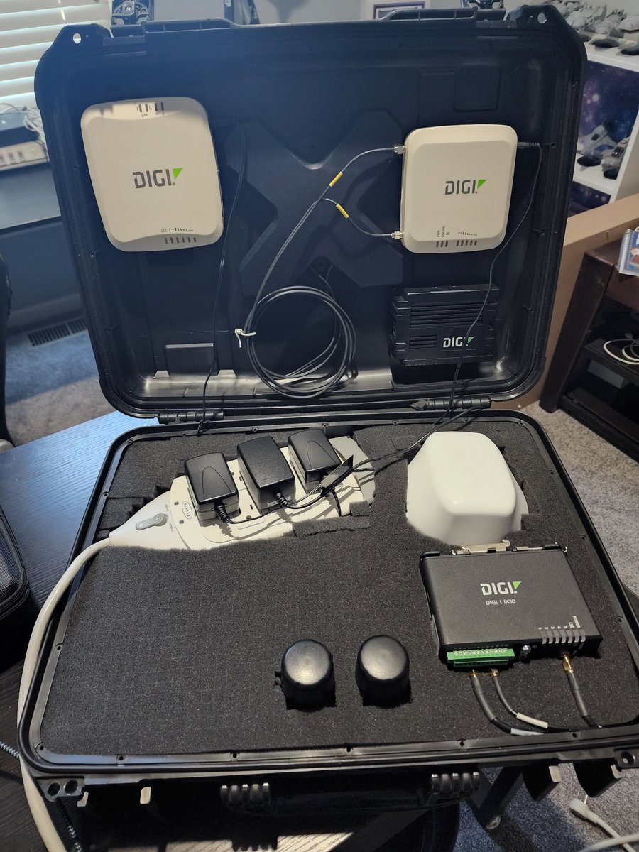MancusoBrian's tweet photo. Flying to Fort Lauderdale. Digi Demo Kits. Join us at #ITEXPO! If you're heading to the expo this week, be sure to catch the Digi Routers &v Opengear teams in Booth 537. We will have our newest routers on display. #routers #sourceincsdk #sourceinc #itexpo @digidotcom #iot https://t.co/U1Dhc7zPCR