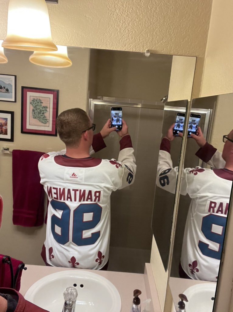 DanRS87's tweet photo. Wearing my Avalanche/Nordquies reverse retro jersey for Game 3 of the #StanleyCup 
Let’s Go Get The W #GoAvsGo #FindAWay #BeatTheLightning @Avalanche https://t.co/YseNtI5v7u