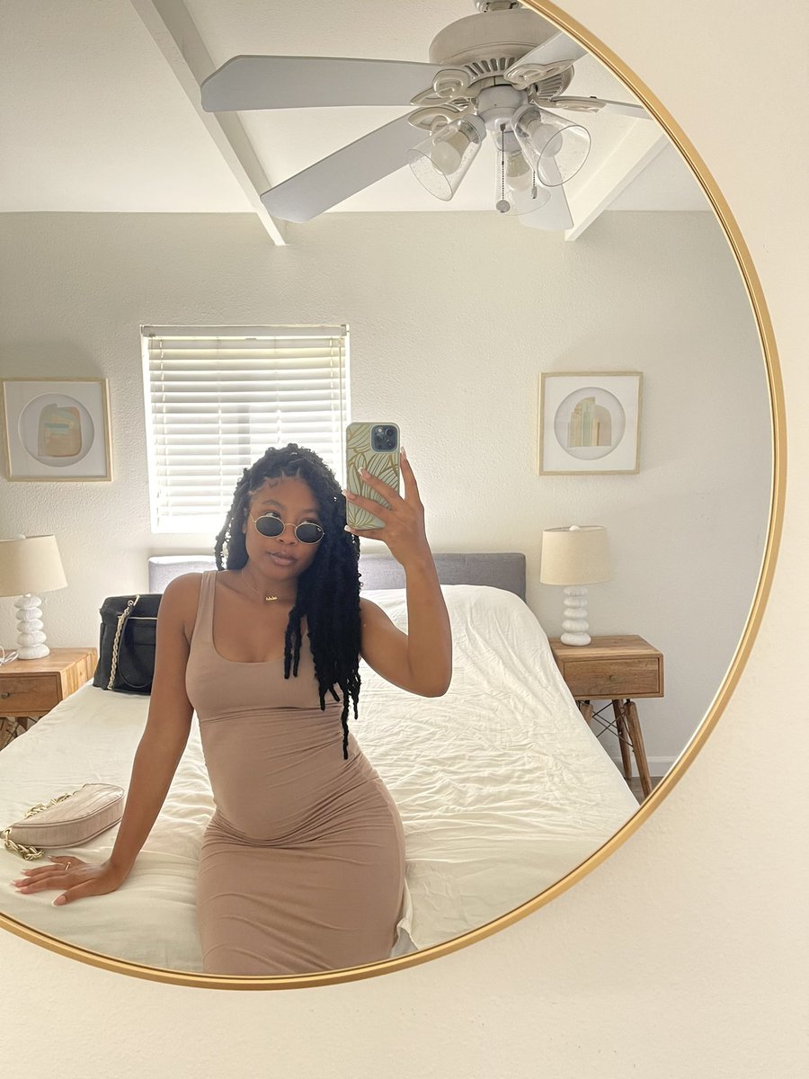 simplyshanay_'s tweet photo. one month postpartum got me feeling like a grown a** woman. https://t.co/lKUgwZCRd7