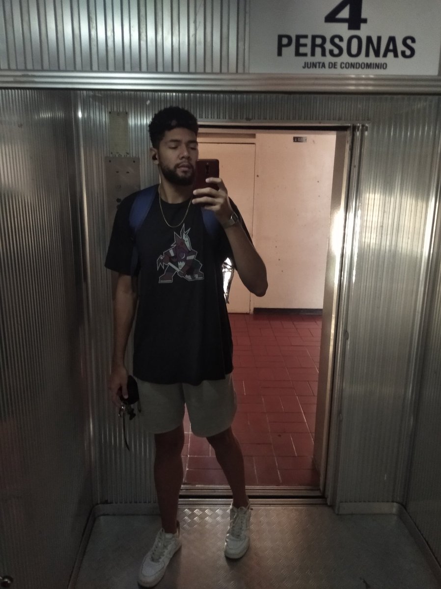 papi afro🐉 tweet media