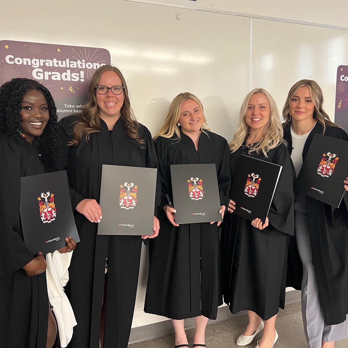 MohawkCollege's tweet photo. Congratulations to the Nursing and Allied Health graduates that celebrated their convocation ceremonies today. #MohawkGrad https://t.co/l1AWW51sB0