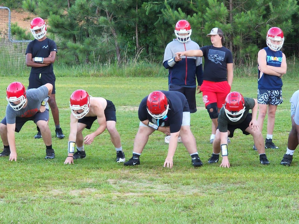 AverageJoesSpo1's tweet photo. Pics from our trip out to see the Gaston Bulldogs today for their pre season video. @GastonFootball @AHSAAUpdates @ahsaaradio @AHSAA_football @PrepsNet @BenThomasPreps @chris_mccreless https://t.co/6gQEQUdJJv
