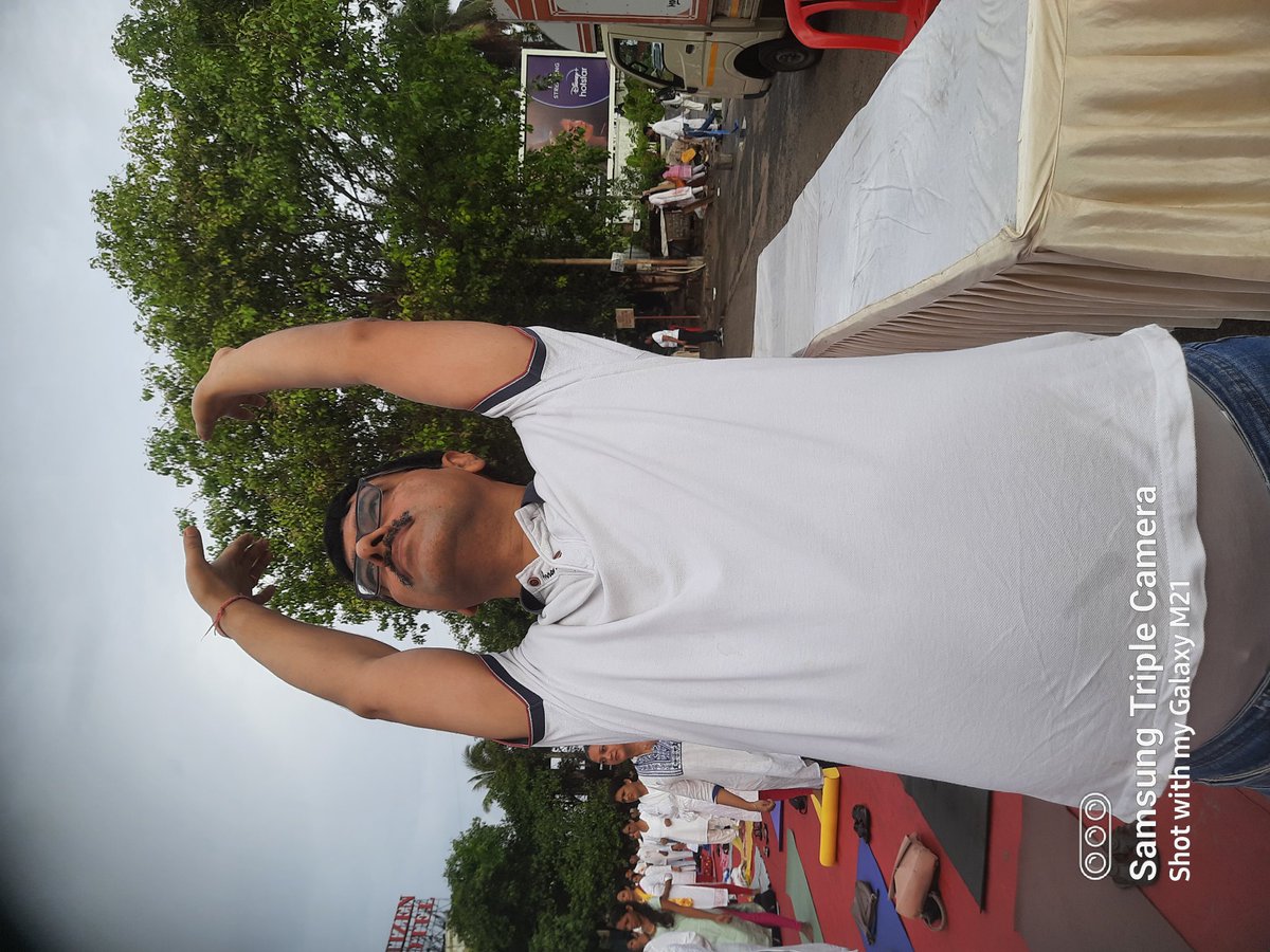sanjeev_chesi's tweet photo. International yoga day #YogaDay #YogaForHumanity #yogaday2022 #fitness #nirog #kaya #healthy #brain #better #health #lifestyle https://t.co/A20PD1psMF