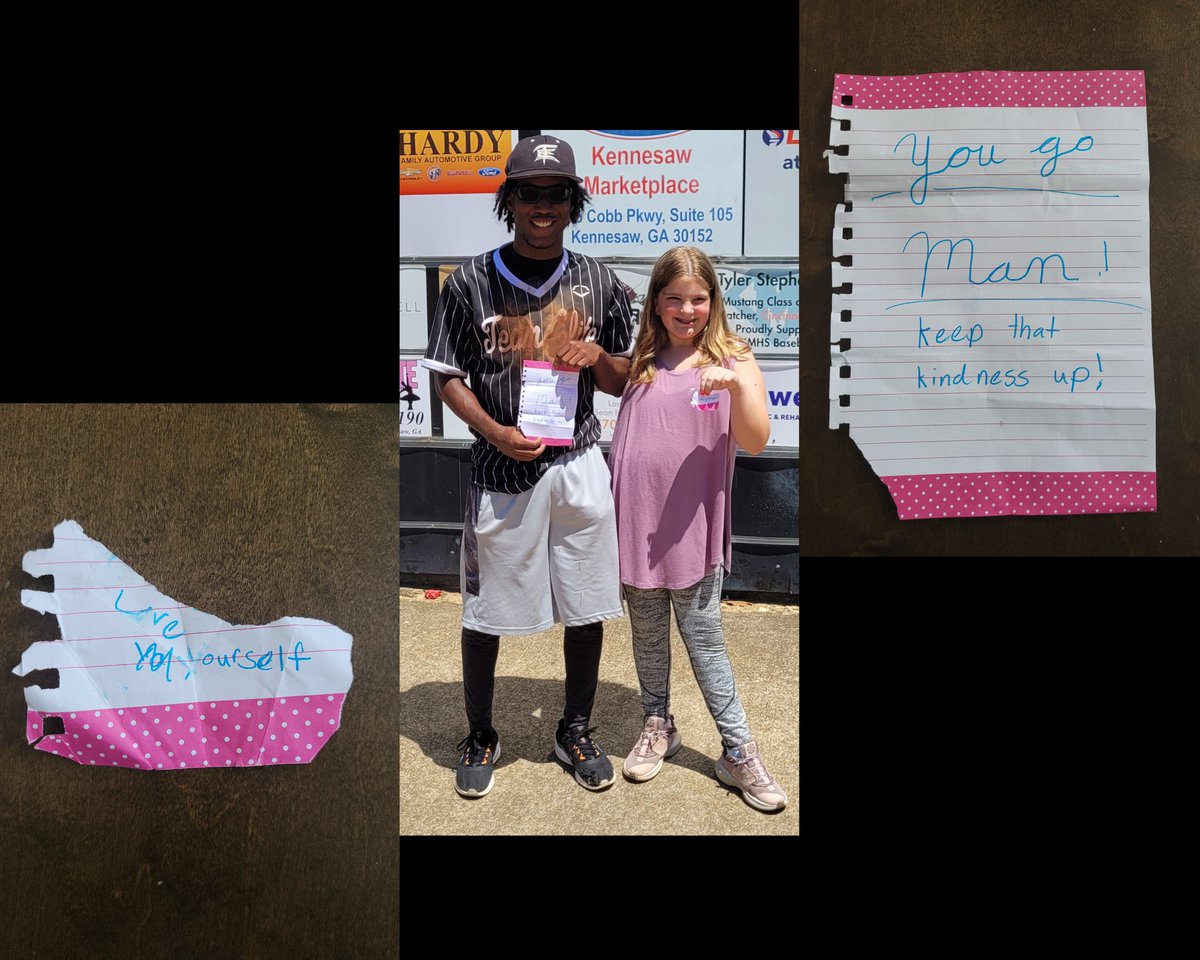 JaedonLayne's tweet photo. PG Summer Showdown 
It was such a privilege to meet Mallory this weekend, such a positive person 🤗 She gave me two notes of encouragement 💪🏿#MalloryRocks 🤟#Loveyourself #Yougoman #Kindness @TEAMELITENATION https://t.co/e2u4d06kQu