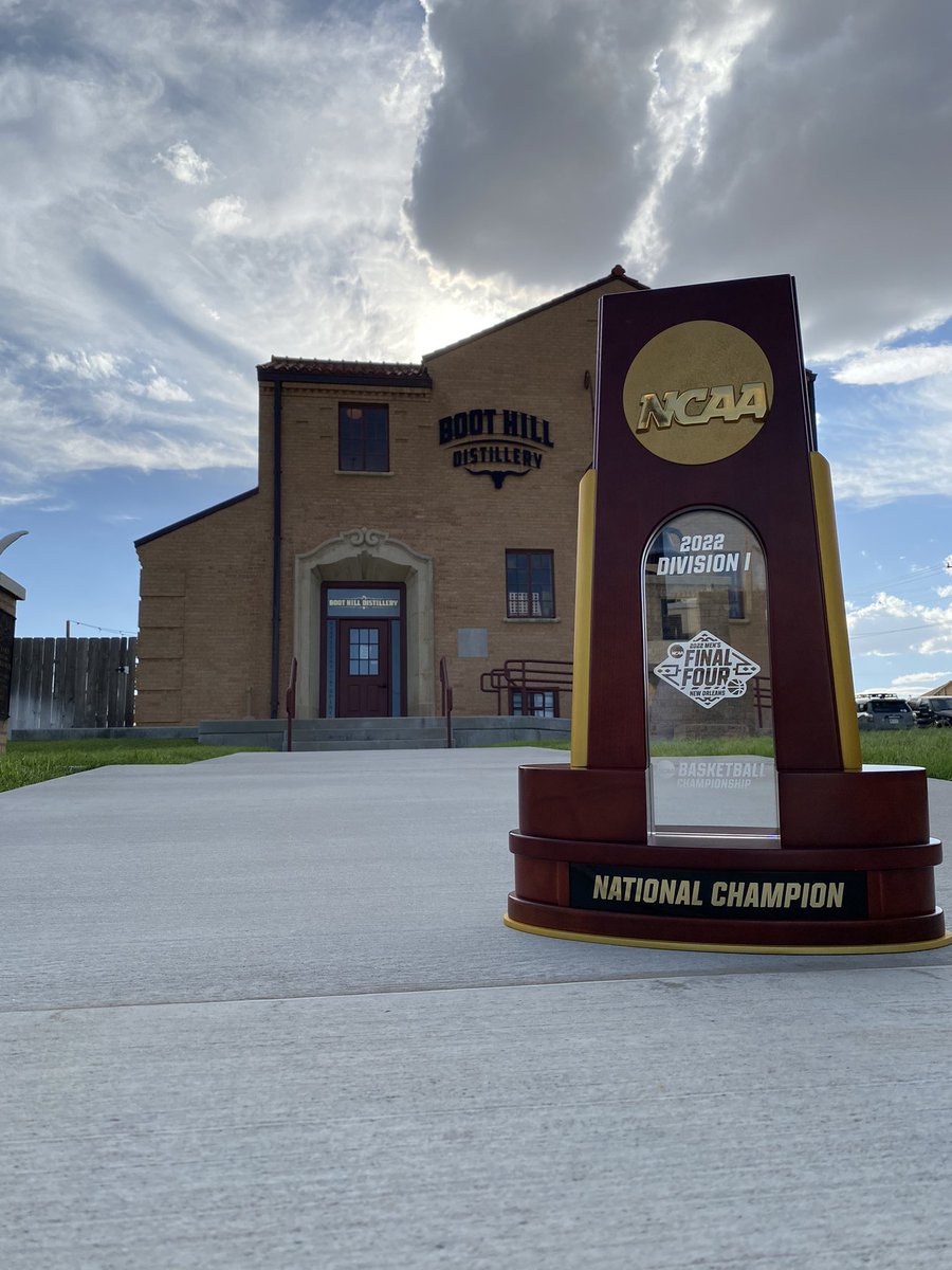 KUAthletics's tweet photo. 📍 Dodge City, KS https://t.co/FEif9ojvTl