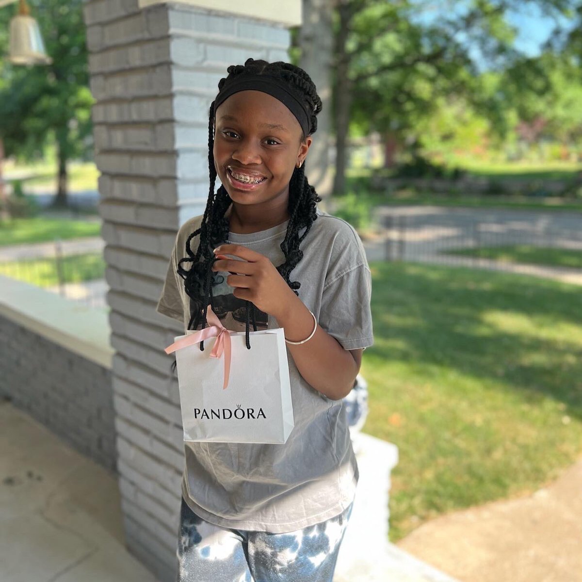 AdvantageousAf1's tweet photo. Congratulations to our raffle winners from the 2022 Heritage Festival put on by #Juneteenthkc 
It was a vibe! https://t.co/W2IRESTqI2