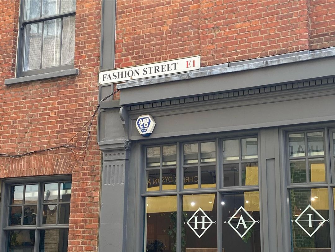 UsedFULLY® tweet media