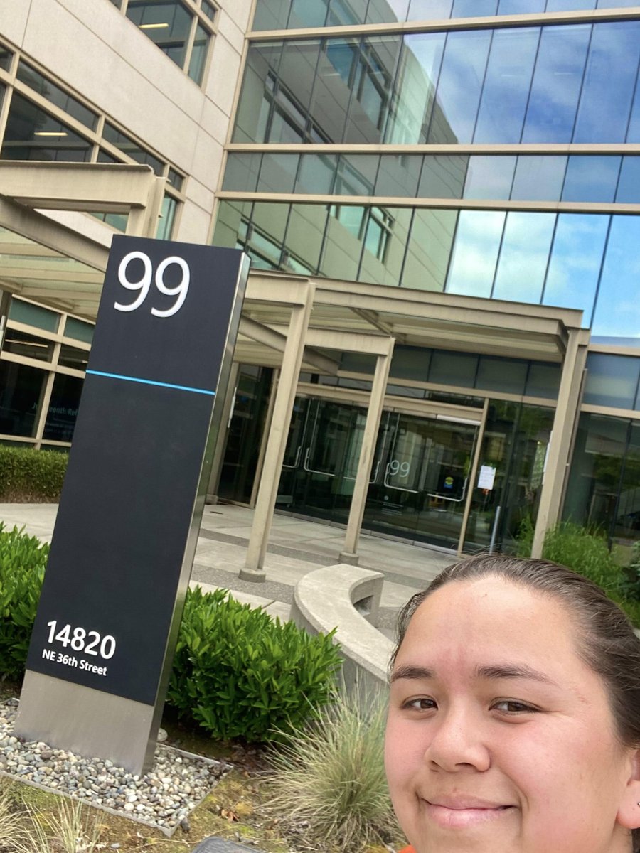 Elham Azizi tweet media