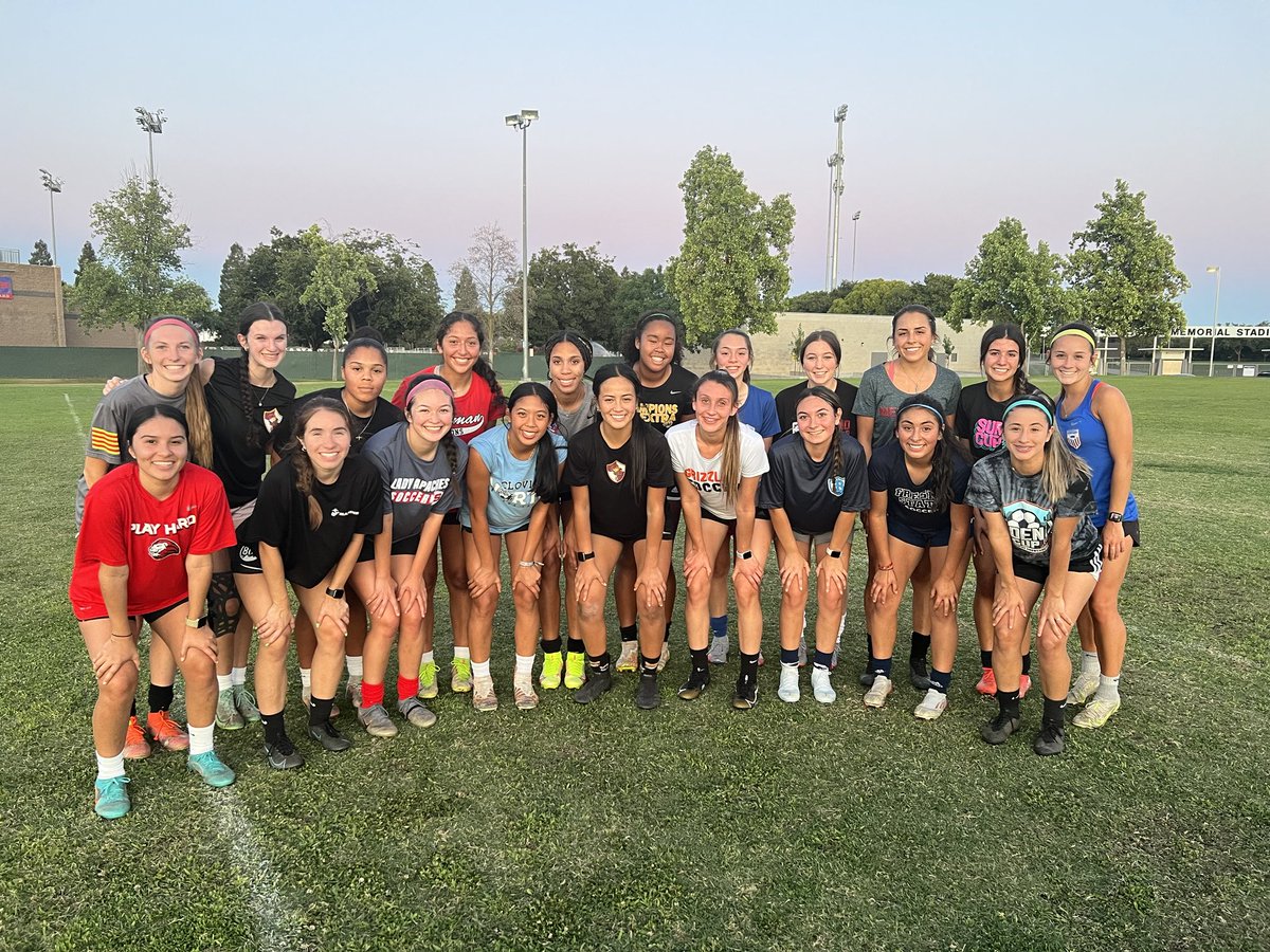 AllStarGameBen's tweet photo. North Girls : First Day of practice at ⁦@buchanan_girls⁩ https://t.co/WHjLYvey92