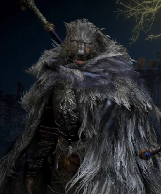 @ren19832016 エルデンリングというゲームのこちらのブライヴさんを思い出しました。 