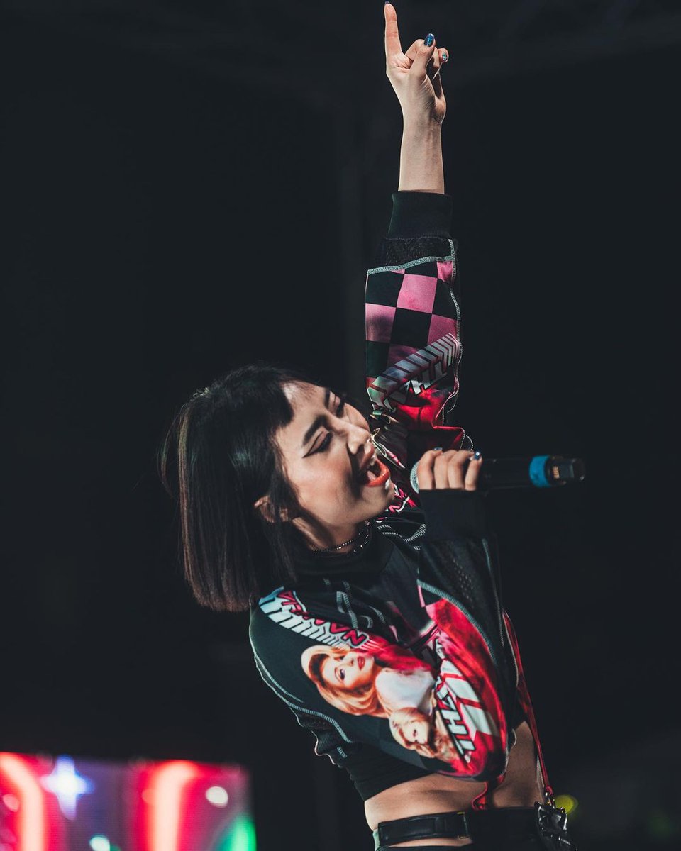 AlwaysMinzy's tweet photo. ∗220619∗ ✨#MINZY AT KTOWN NIGHT MARKET✨

HD PHOTOS of Minzy at "K-PLAY! FEST" in LA
Cr insta : davidregoso
@kplayfest - @KtownNightMRKT
@mingkki21 #KPFatKTOWN #MINZYatLA #Kplayfest #ktownnightmarket https://t.co/tMHiNb1tGc
