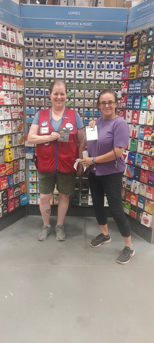 MeginConor's tweet photo. Store 2698 celebrating wins!! Congratulations Heather,Alan, Samantha, Kathy, and Marci for getting those credit apps,leads, and surveys!! Don't stop guys keep going!! @PresnellLars @eric_marler @lauraj2020 @katlynzora @specialtylowes @BenitoKomadina @Berman2Mitch @MarcellaStanz https://t.co/68DxYoYdSC