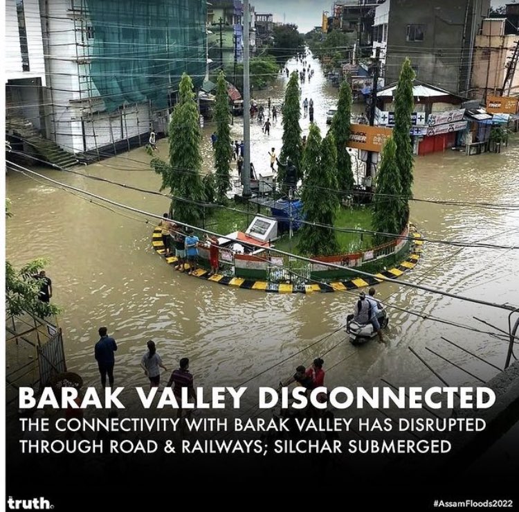 DibyashreeBhat5's tweet photo. Something rest of the parts of India might not know or share.
Assam is drowning
🙏🏻#PrayForAssam #prayforsilchar https://t.co/pPa0EgOyoQ