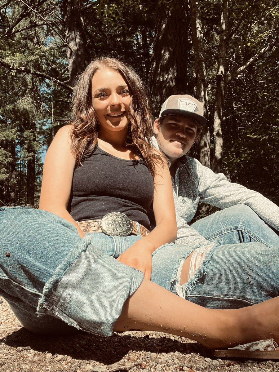 “I’m so in love with you, I hope you know” <3