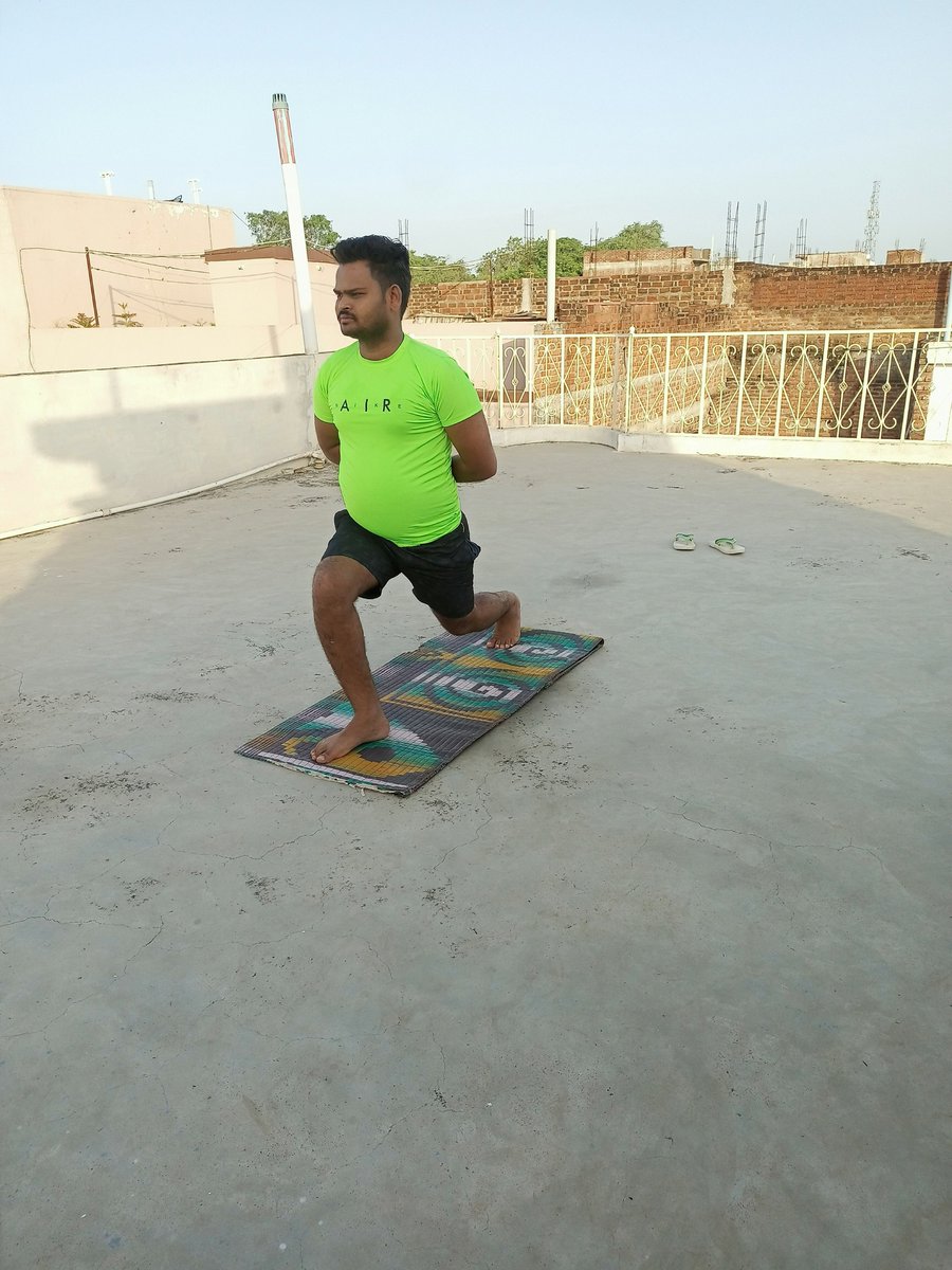 Sandeep78137761's tweet photo. @kamleshbanjaria 

#CSCIDY2022 
#MyYogaMyPose 
#YogaForHumanity 
#AzadiKaAmritMahotsav https://t.co/mG1bHZd28R