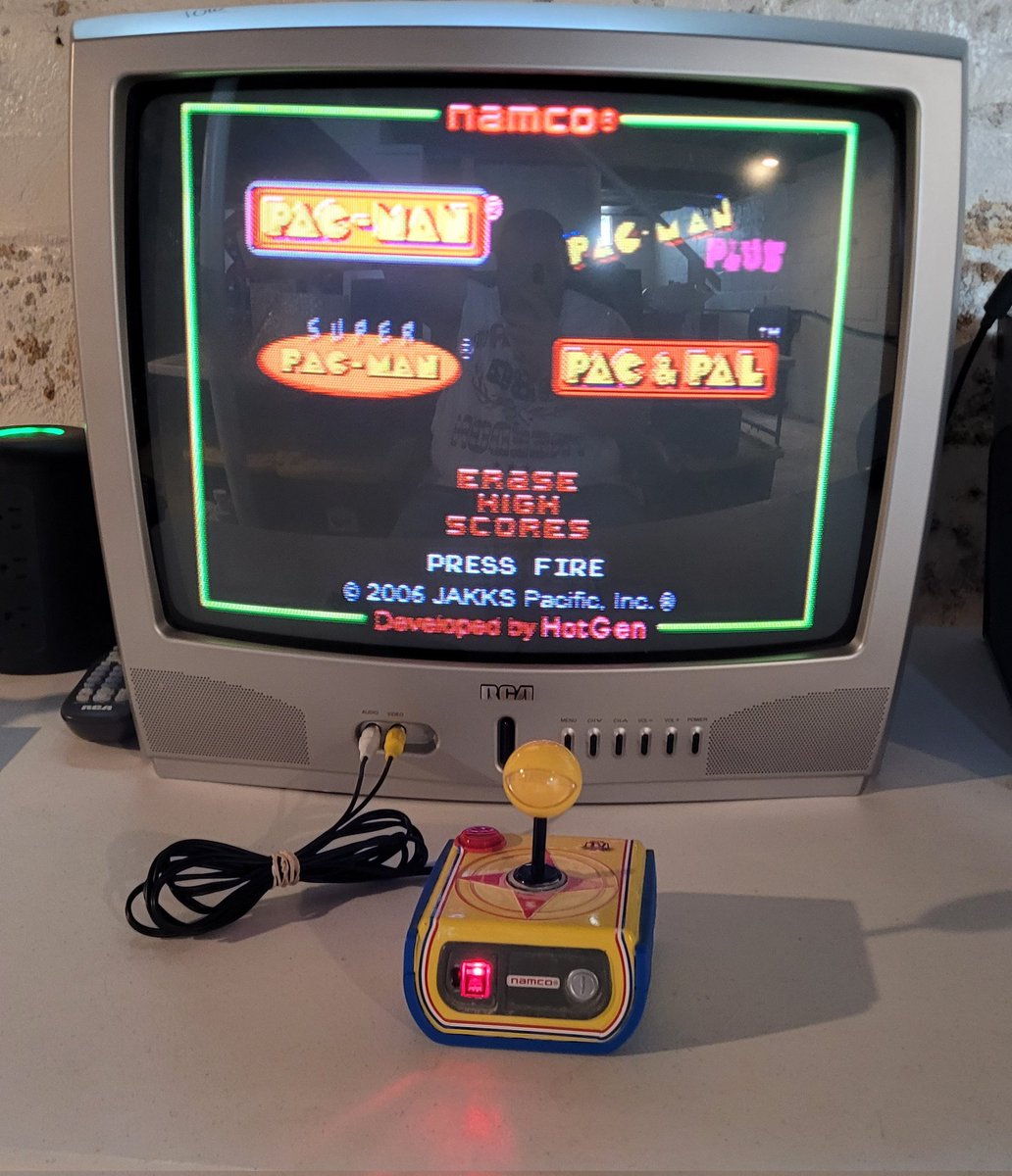 Protomario's tweet photo. What is this, the early 2000's?
#CRT #Jakks #Pluginplay https://t.co/vQz9bad4xg