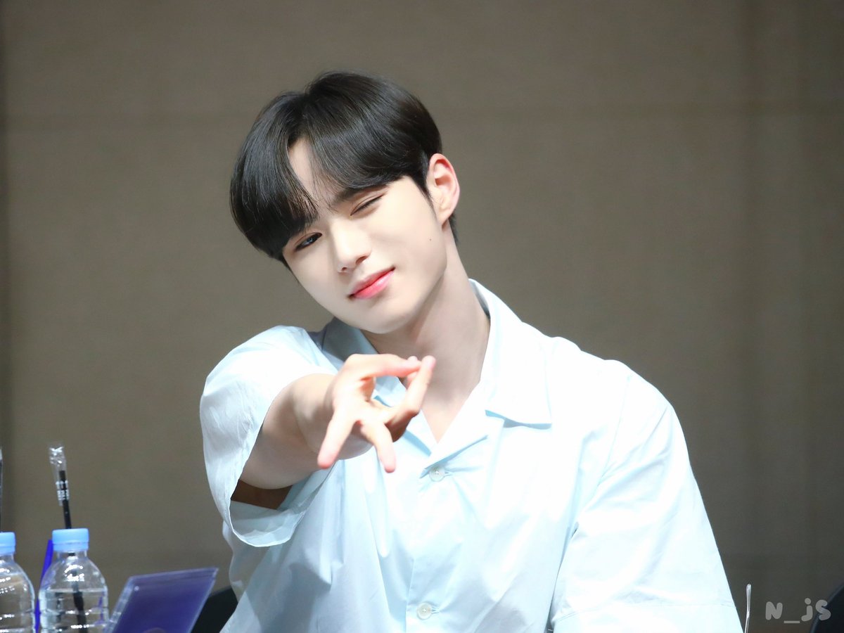 kjspicture's tweet photo. [HQ] 220611 — © nicole_js1120
#위아이 #김준서 #WEI #JUNSEO https://t.co/LLZTmL2LrQ