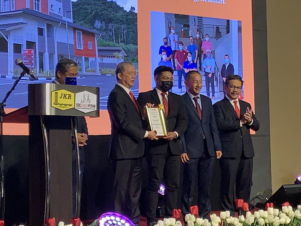 Kementerian Kerja Raya Malaysia tweet media