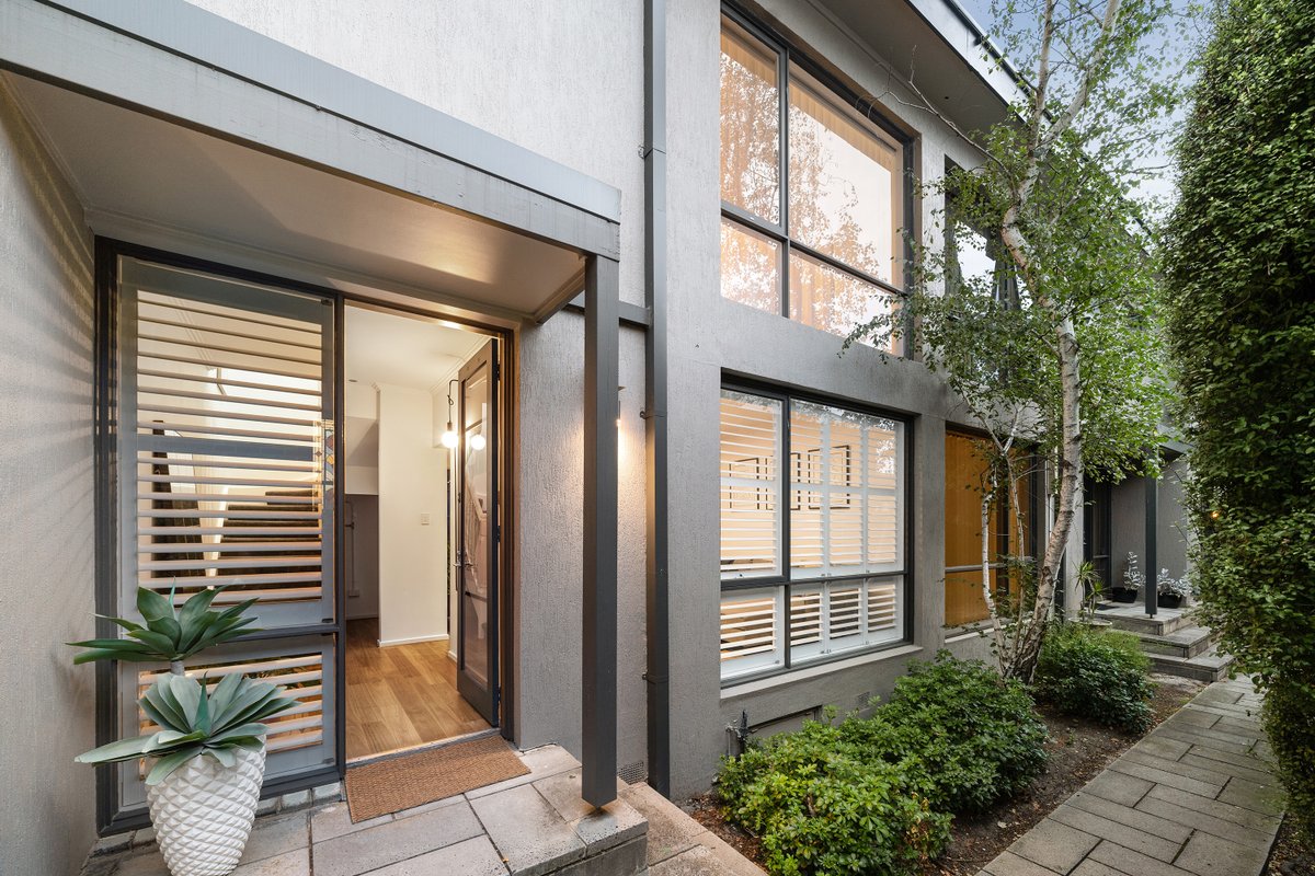 Our Hawthorn property is almost here 🏡 🔜  A 3 bedroom town residence in Melbourne's inner-East. For more details see brickx.com/properties/HAW…