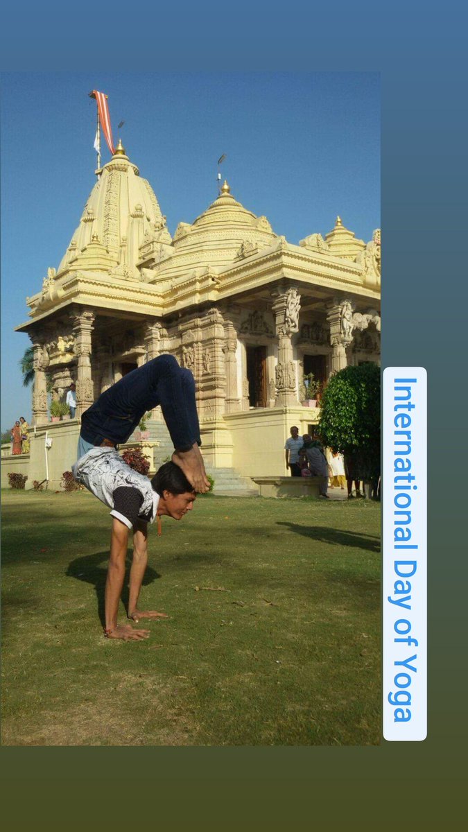 JayYog1's tweet photo. #YogaDay 
#InternationalDayofYoga 
#Jay_Yog https://t.co/oYLQcitikz