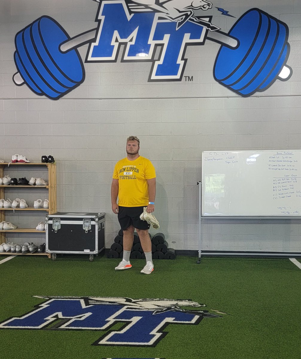 Jeffcoat_Hunt's tweet photo. Had a great time at MTSU! Thanks to @CoachStock and @CoachMikePolly for a great camp. Appreciate @silverbacknati1 for making the trip with us! https://t.co/vpoERe3JHg