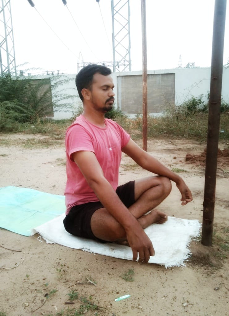 Siddhar45435382's tweet image. 𝚁𝚊𝚒𝚐𝚊𝚍𝚑 𝙲𝚂𝙲 𝙲𝚎𝚗𝚝𝚎𝚛
CSC ID:135425460018
State: 𝙶𝚞𝚓𝚊𝚛𝚊𝚝
District:𝚜𝚊𝚋𝚊𝚛𝚔𝚊𝚗𝚝𝚑𝚊

@moayush
@CSCegov_
@CSCSPV_Health

#YogaForHumanity
#AzadikaAmritMahotsav
#MyYogaMyPose
#CSCIDY2022