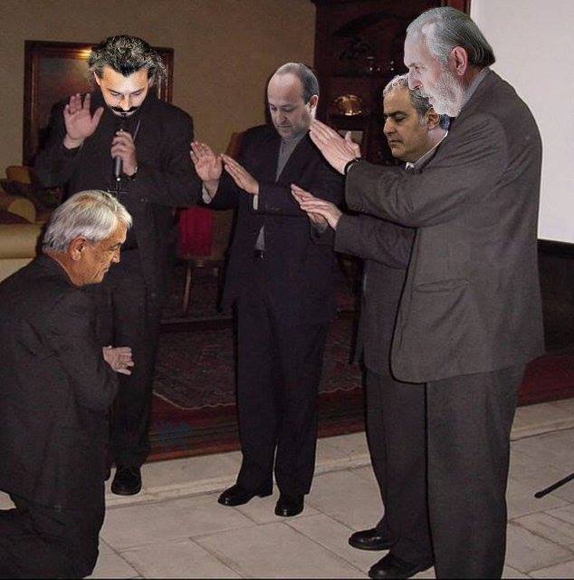 sesesapa's tweet photo. @melnicksergio ....los ex....nunca quisieron cambiar nada, ellos crecieron a la sombra de la Constitucion de Pinochet. en esta..... no tienen nada que hacer.....SOLO IRSE PRA LA CASA...a disfrutar, lo ursupado al estado y al pueblo de Chile...... https://t.co/0MXzzX6EVf