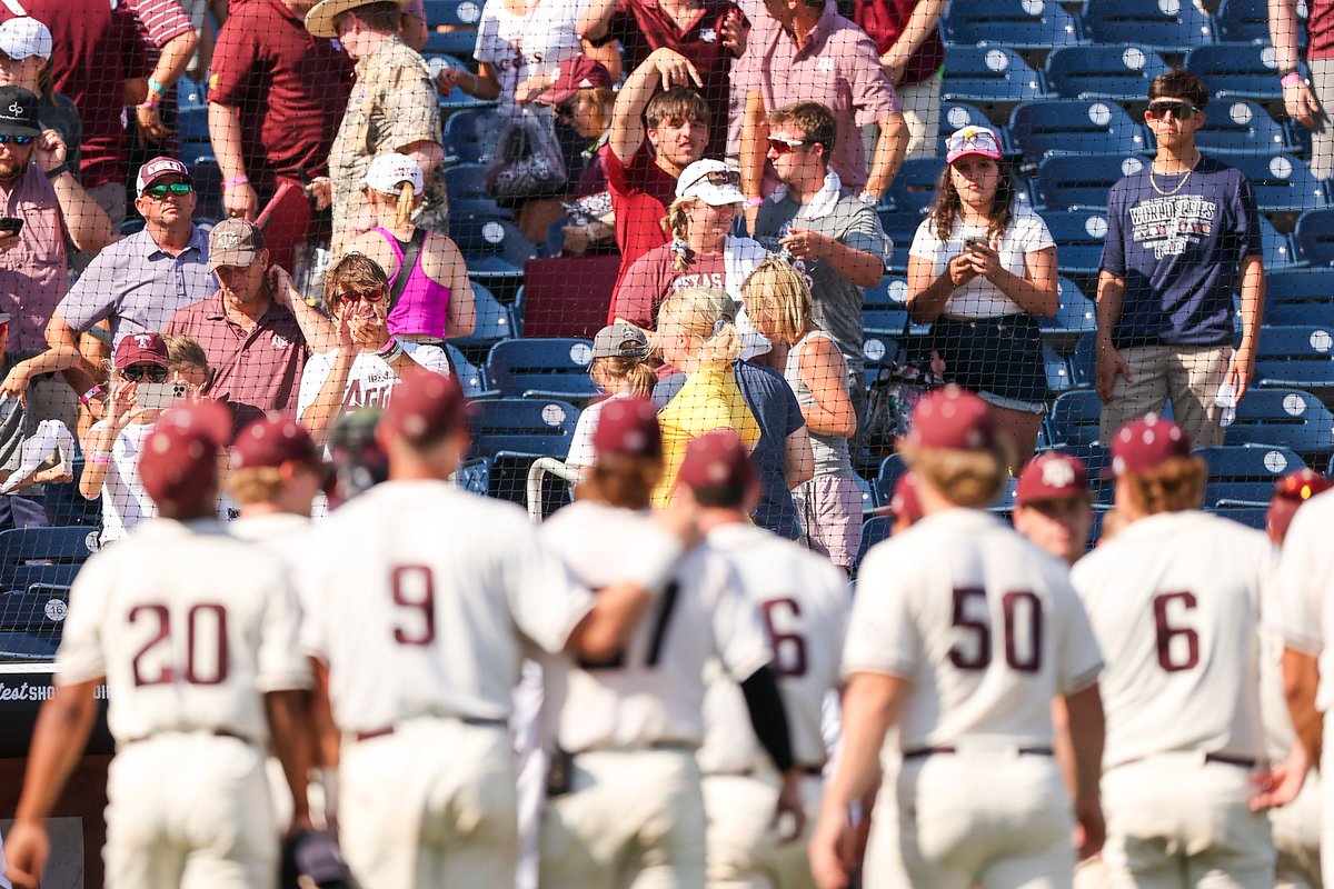 AggieBaseball's tweet photo. We'll bat first.

PREVIEW » https://t.co/Czvy04OPii
🆚 Notre Dame | 1 p.m. | ESPN

#MCWS x #GigEm https://t.co/sJlWvZZpn3
