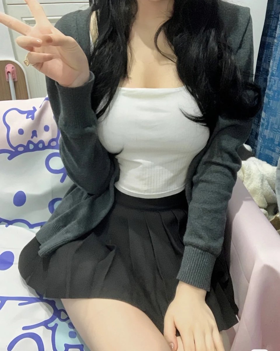 AGaying's tweet photo. 全网质量最高，高权重真人粉丝，快手也有
千粉开橱窗团购达人，万粉开通星图
1000-10万可操作，不清粉，不限流，提升完播率！#抖音刷粉 #抖音福利 #抖音走光 #快手成人版破解版 #bilibili https://t.co/7ABHiCfYc4