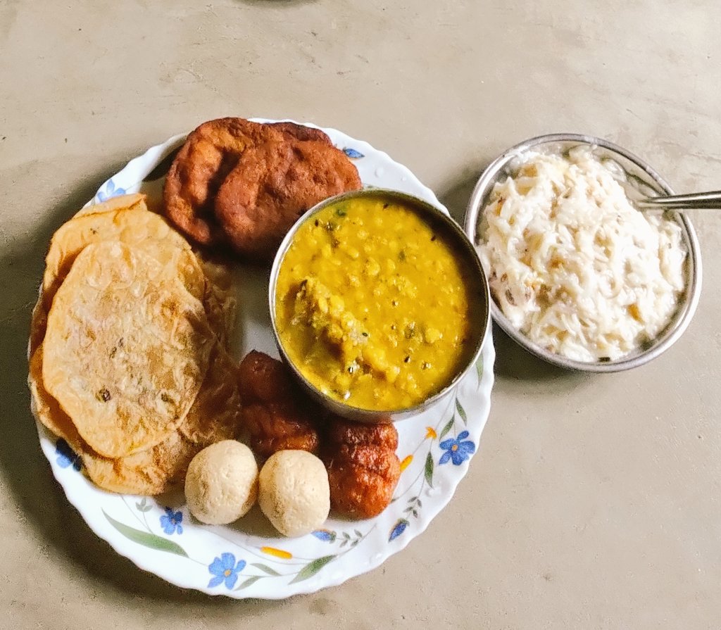 KedarPPradhan's tweet photo. #Rajo #RajaMauja #OdiaFood https://t.co/rWlngW7sBp