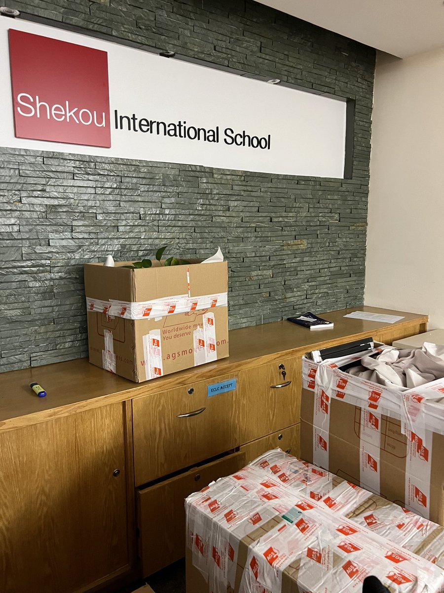gregrsmith62's tweet photo. End of an era. Our primary moves to a great new campus as we outgrow Jingshan. #SISRocks #ISSedu https://t.co/7r4MCDLnF0