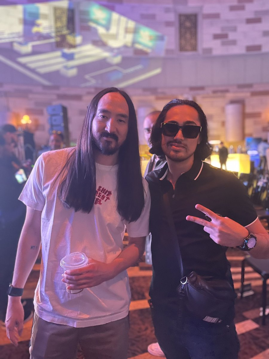 With <a href="/steveaoki/">Steve Aoki</a> 🧞‍♂️