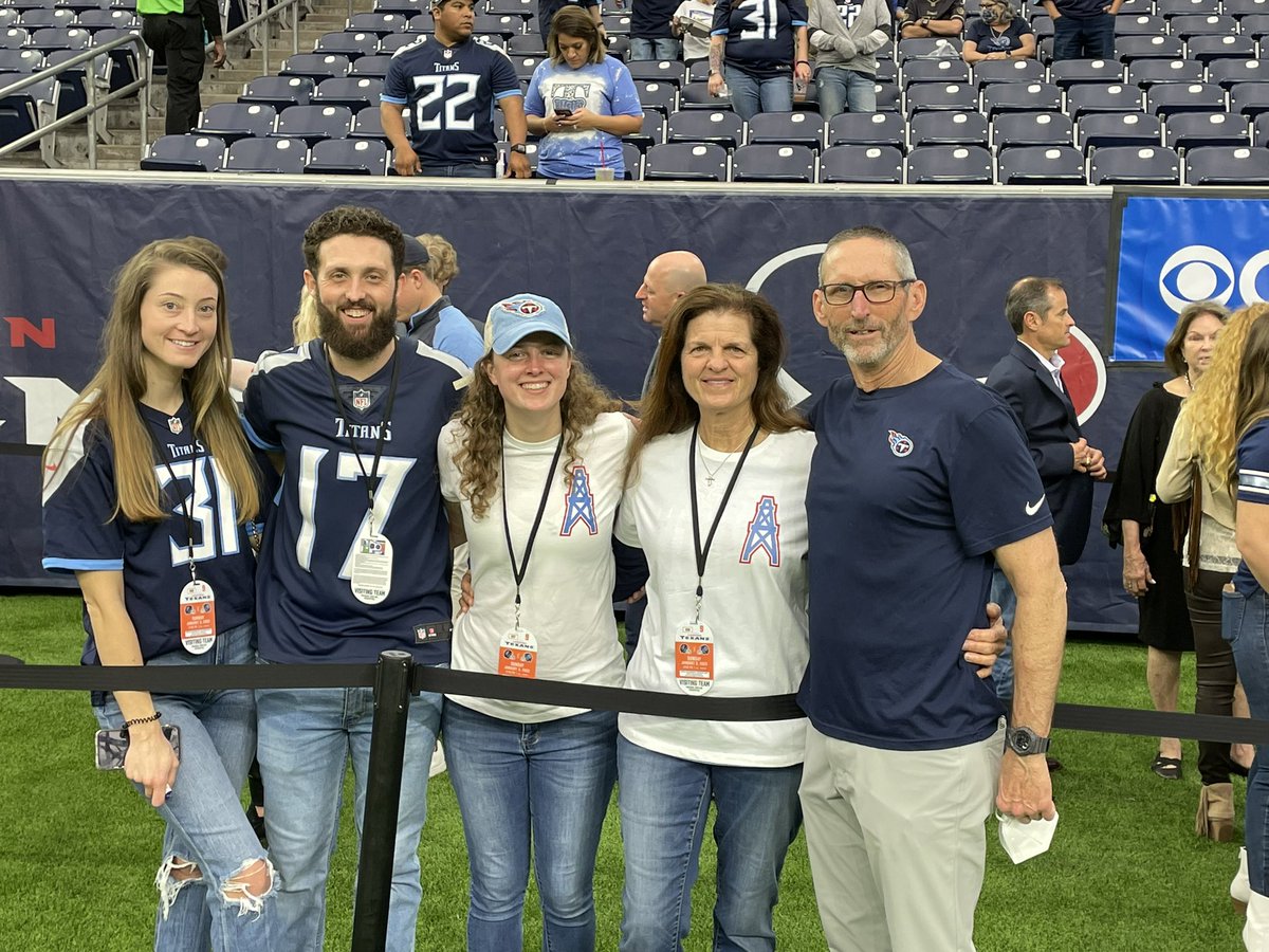 Katie Moseley tweet media