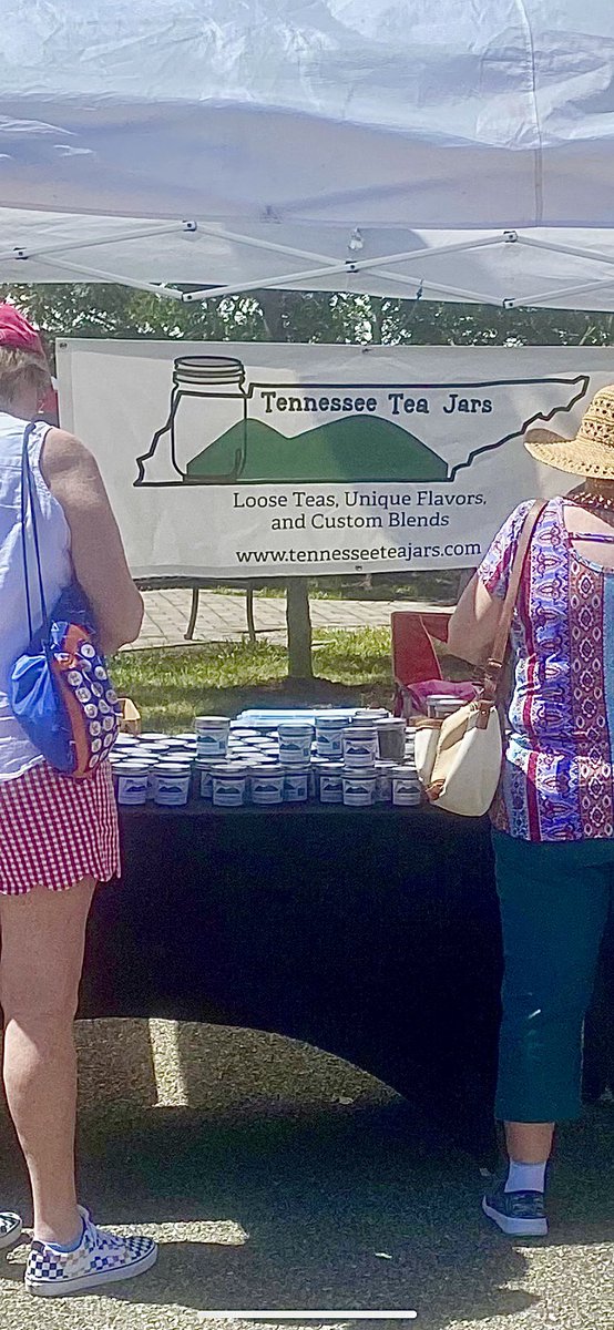 TeaTweet1's tweet photo. @TennesseeTeaJar
The Oak Ridge Tennessee Lavender Festival 2022
ππ«ππππΆπππβοΈπ
What a great day & Thanks to all of our customers who came out for the day!
#tea
#looseleafteas
#customblends
#tennesseeteajars
#lavenderfestival
#customteablends
#tennessee
#grateful
β°ππ https://t.co/O6kEOKpi0S