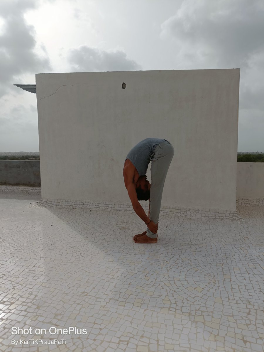 EmitraSports's tweet photo. @moayush @CSCegov_  @CSCSPV_Health 
#YogaForHumanity #AzadiKaAmritMahotsav #MyYogaMyPose #CSCIDY2022 
सभी CSC Team Members की ओर से सभी देशवासियों को योग दिवस की बधाईयां https://t.co/aMmyTiKwwn