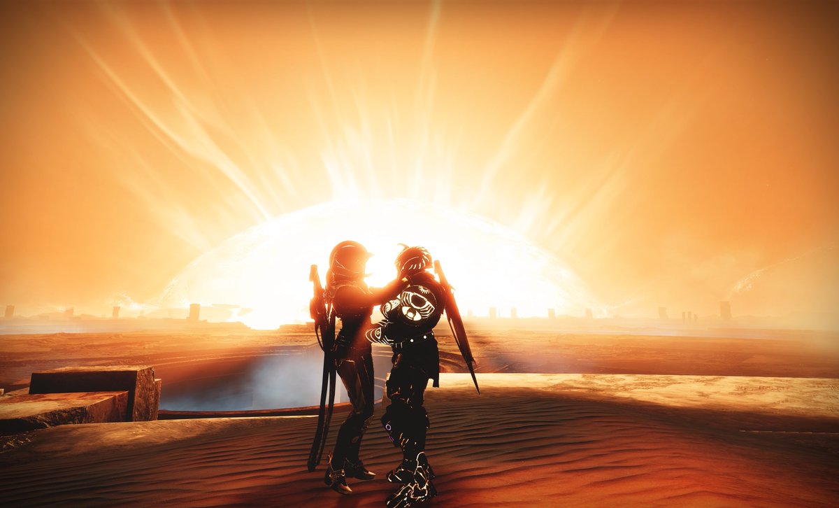 ChrisosaurusTV's tweet photo. Just carried my friend to the lighthouse for the first time! Took some commemerative photos! @DestinyTheGame @Bungie @Destiny2Fashion https://t.co/GvbzTZOWcR