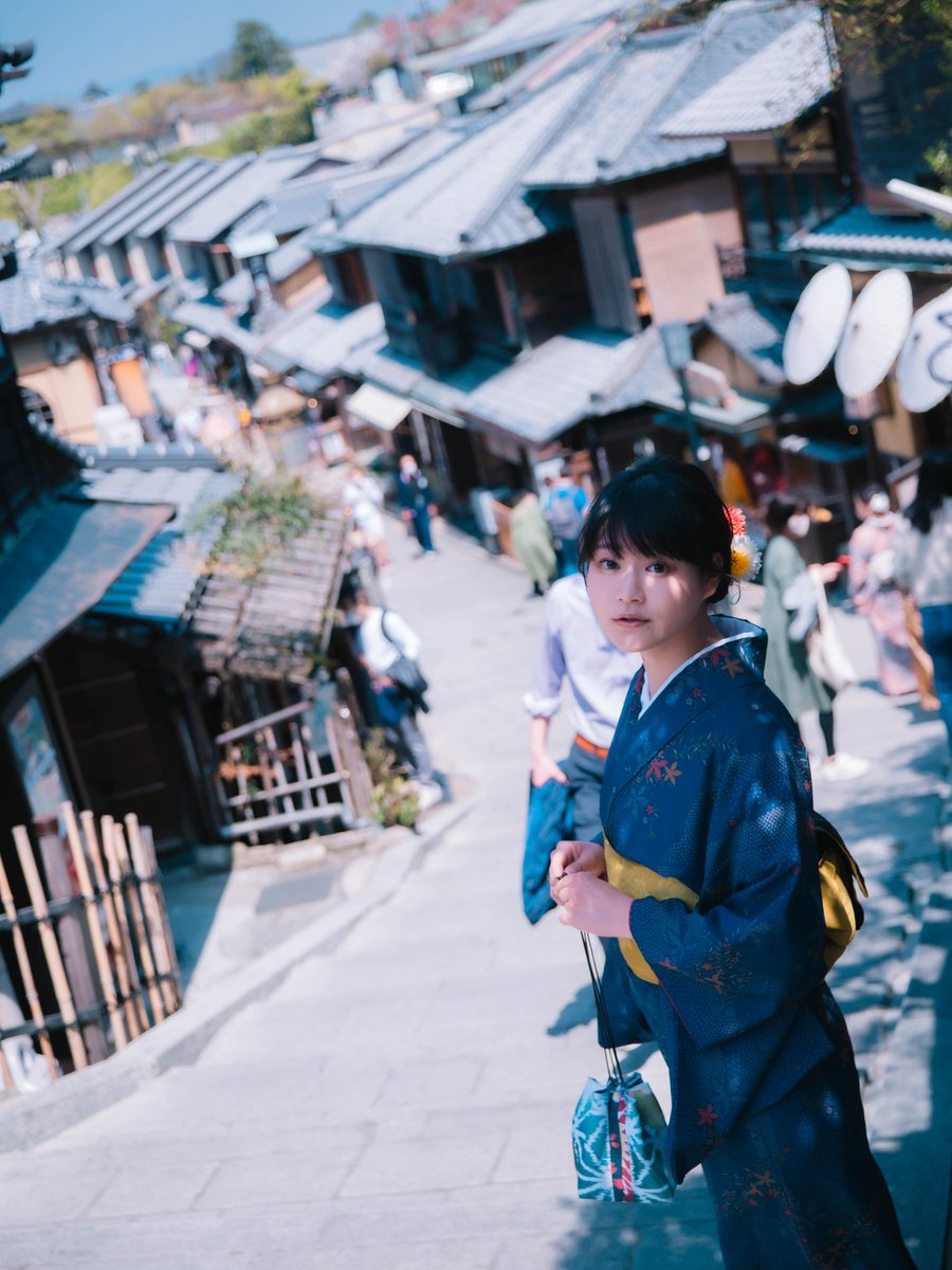 kazwestpc5's tweet photo. 「産寧坂と若女将」
モデル #まゆめ(@mayume73)さん
本日「LUMIX CLUB PicMate」でおすすめ写真に選ばれました😊
撮影させて頂いたまゆめさん、ありがとうございました🙏
※右側がオリジナルです
#ポートレート
#おすすめ写真
#PicMate
#プチアピール
#着物
#京都
#若女将
#LUMIX https://t.co/W5VQOLTliu