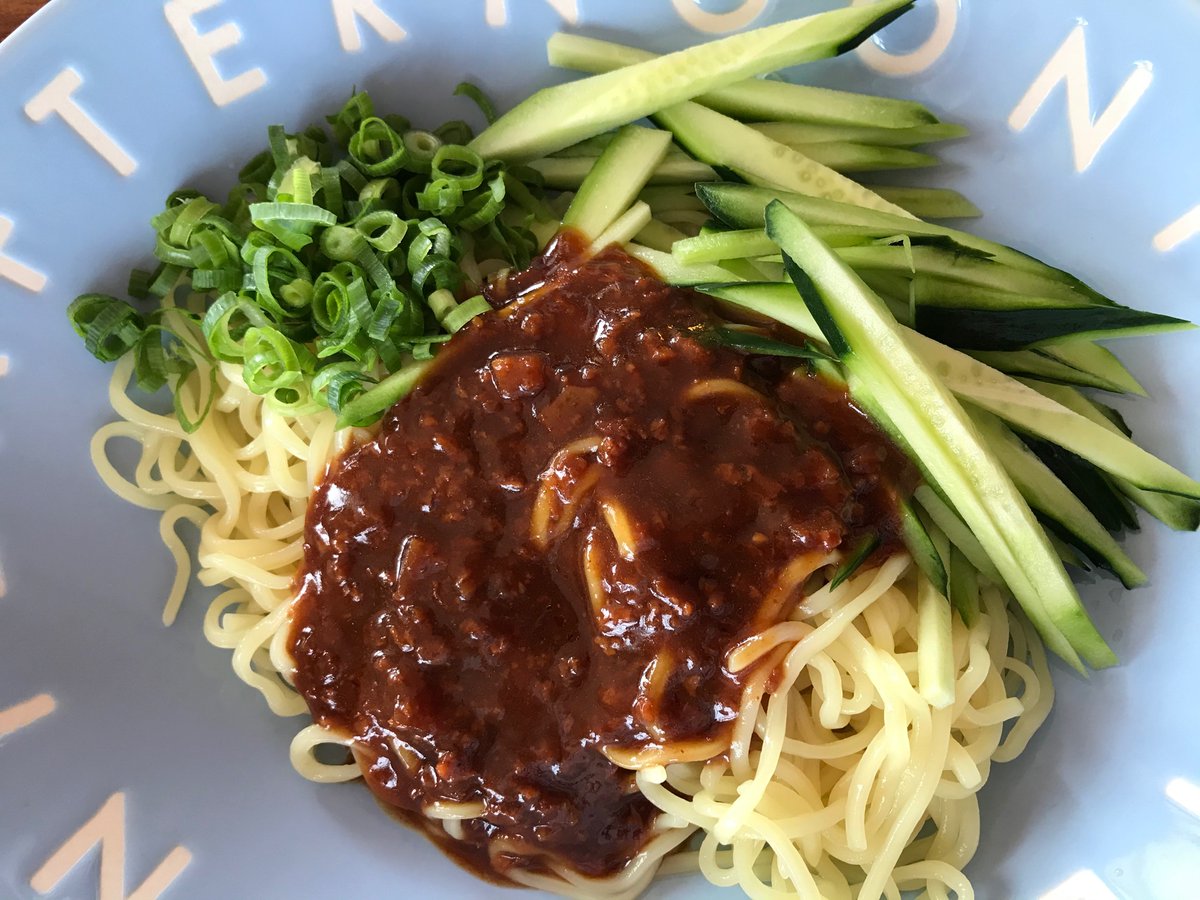 CIESF_tokyo's tweet photo. #テレワーク 中の #広報T より、 #おうちごはん をお届けします😀
本日の #ランチ は #ジャージャー麺 。#甘い と #ピリ辛 と #すっぱい の共演です。
#カンボジア #教育支援 #公益財団法人 #CIESF https://t.co/Hh6VWykSfw