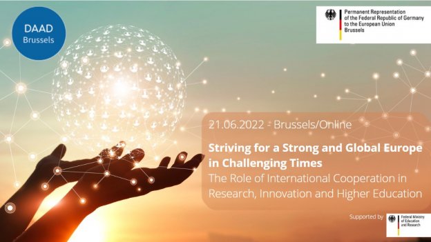 scibus's tweet photo. Today, our journalists @FlorinZubascu and @DavidMJourno are moderating at @DAAD_EU's #Science4GlobalEurope event on the role of 🌍 cooperation in #Research, #Innovation & #highered
Click here for more info 👉 https://t.co/iR5ey1jxxL https://t.co/AgF737ovhZ