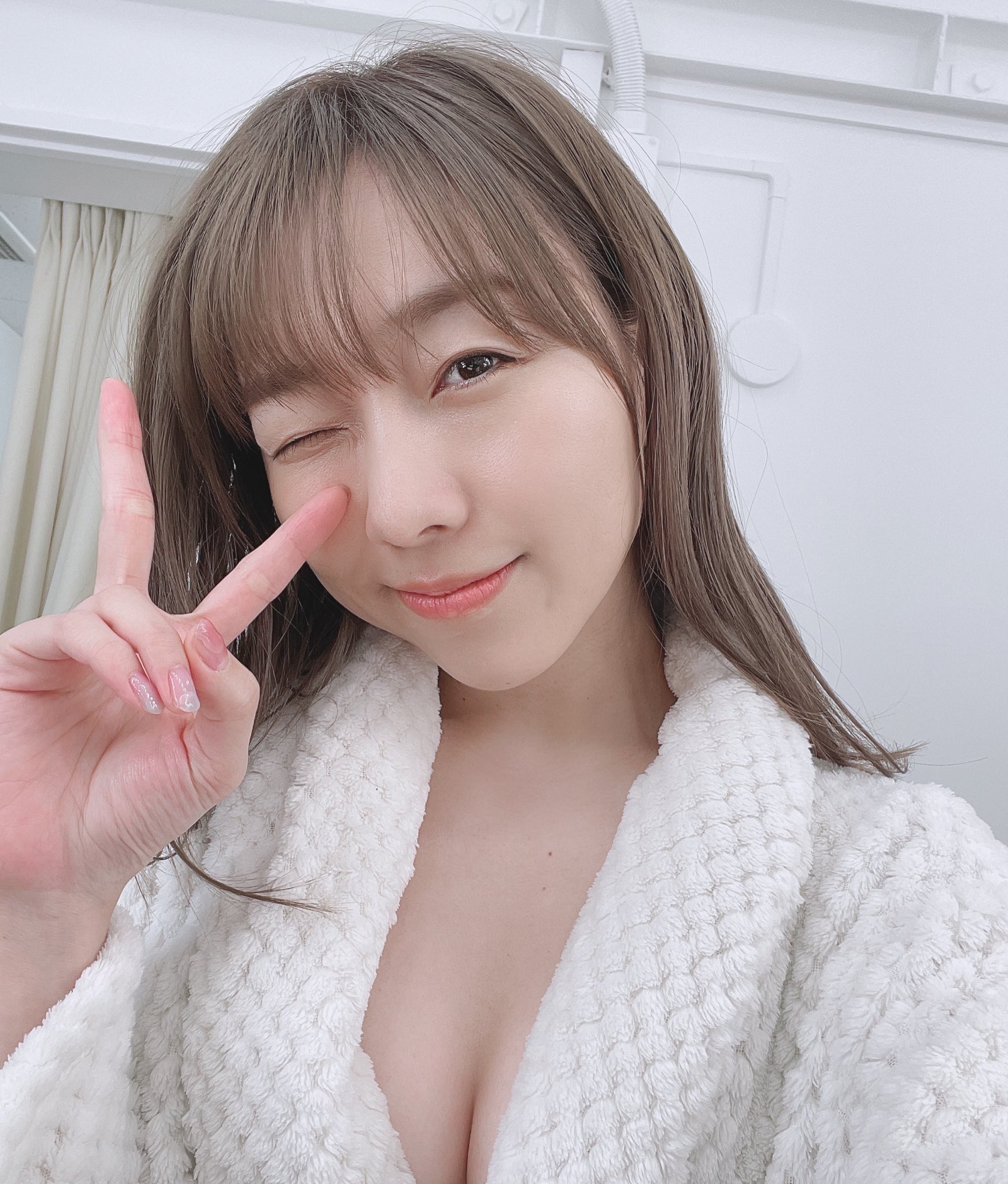 須田亜香里 今年初の水着グラビアでした 今までにない大胆で素敵なカットにも挑戦したのでお楽しみに インタビューはex大衆連載時代にもお世話になった大貫さん Ex大衆 7月15日発売 T Co U7mvydpuvo Twitter