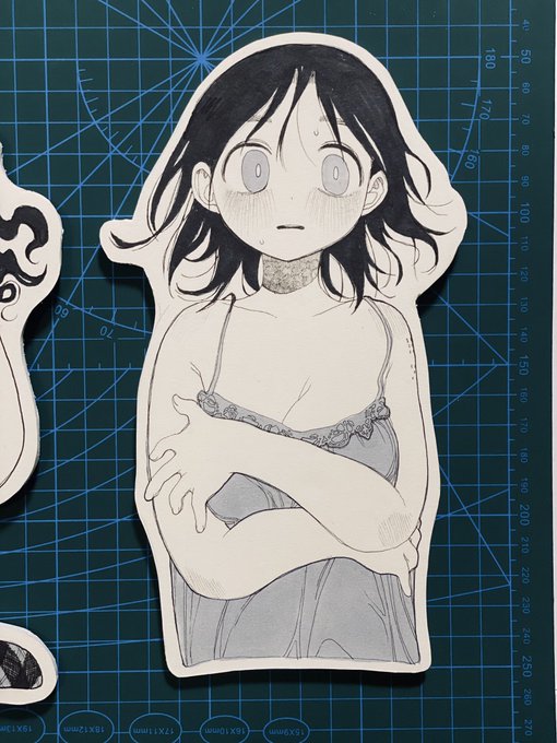 厚みは0.7センチくらいです 