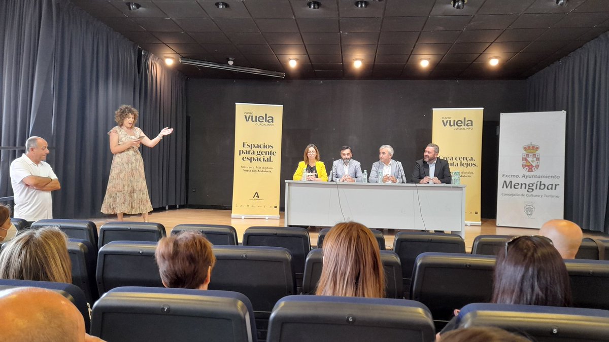 Hoy estamos en #Mengibar en el encuentro provincial #Guadalinfo de Jaén.