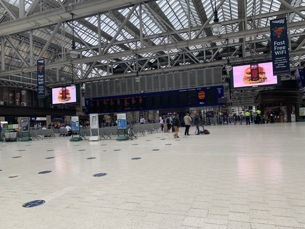 Good morning from Glasgow and a very quiet Central Station. 90% of ScotRail services are cancelled. Just 5 routes running. Absolutely no trains north of Falkirk #railstrike #glasgow #strike